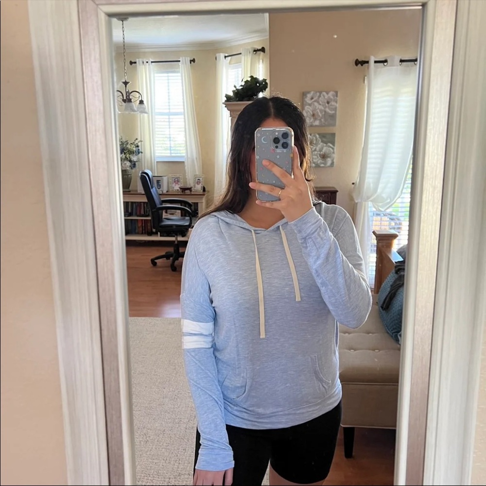 PINK REPUBLIC baby blue hoodie size M